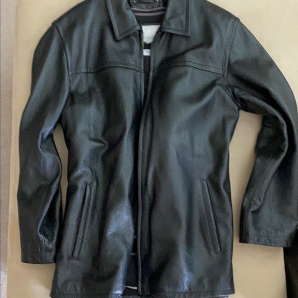 Leather jacket - Picture 2 of 2